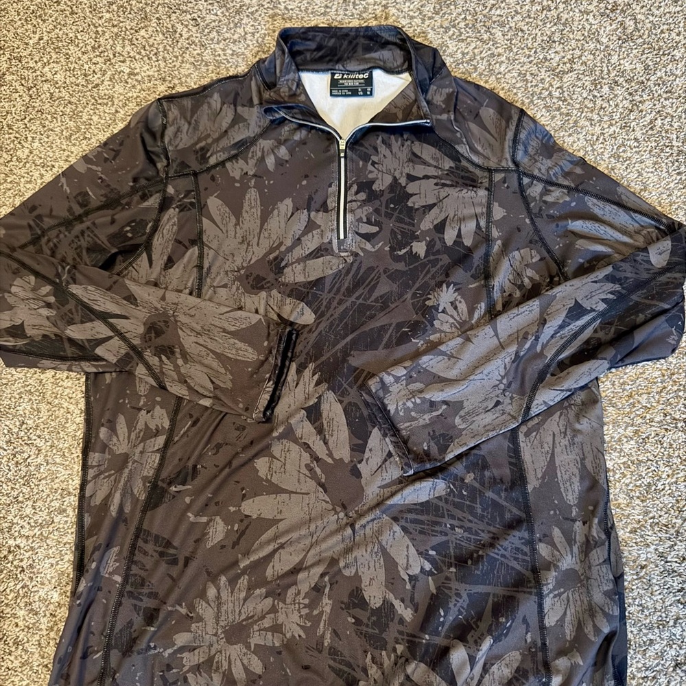 Black Floral Quarter-Zip Pullover Base Layer